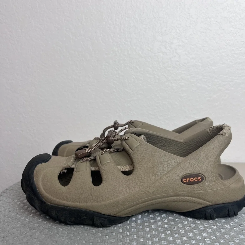 Crocs Bite Trailbreaker Sandals Womens 10 Or Mens 8 Water Hiking Shoes Outdoor